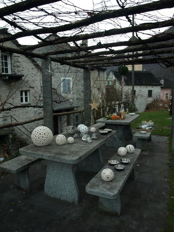 Pensione Ca' Serafina Lodano Buitenkant foto